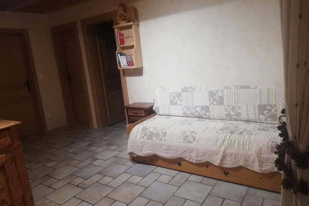 Ganze Wohnung, 120 M² Single-Storey Apartment In The Heart Of Nature in Glières-Val-de-Borne, Region Bonneville