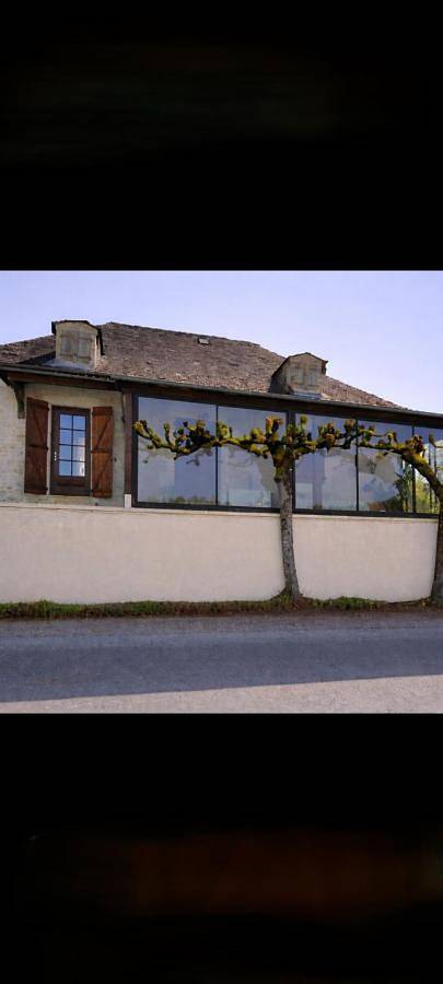 Le gîte du lac in Les Quatre-Routes-du-Lot, Lot