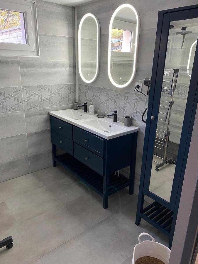 Location de vacances pour 4 personnes, avec jardin et terrasse à Changey - 3