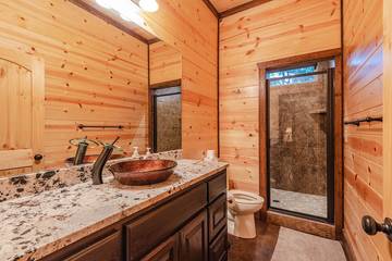 Log Cabin for 20 Guests in Broken Bow, Broken Bow Lake, Picture 4