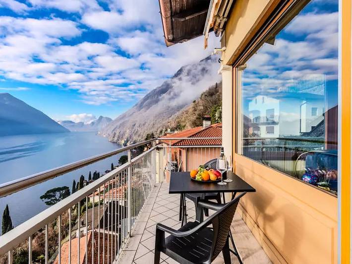 Appartamento intero, 4 Camere 6 Persone in Valsolda, Lago di Lugano (Italia)