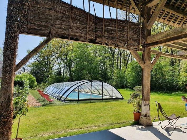 Location de vacances pour 5 personnes, avec vue ainsi que piscine et jardin, animaux acceptés à Les Montils - 3