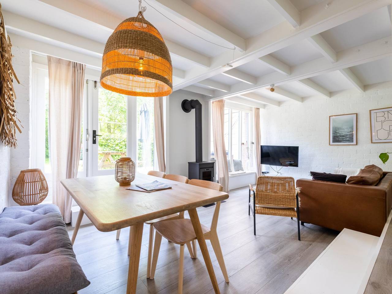 Scandinavisch vakantiehuis met grote tuin in Noord-Holland - Kust van de Noordzee
