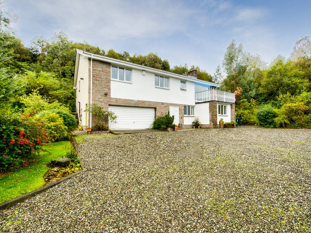 Log Cabin for 12 People in Loch Lomond, Argyll & Bute