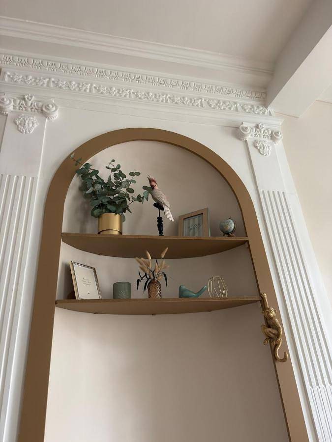Appartement entier, Two-Bedroom Apartment in Château-Gontier-sur-Mayenne, Mayenne