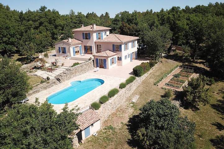 Villa pour 10 personnes, avec jardin - 1