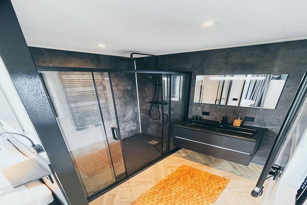 Luxe ontsnapping aan het water in Boomhoek, Loosdrecht