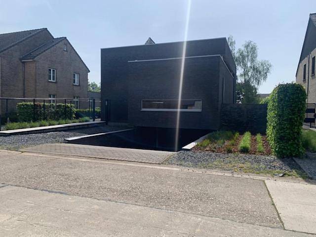 Three-Bedroom House in Tongres, Limbourg (Belgique)