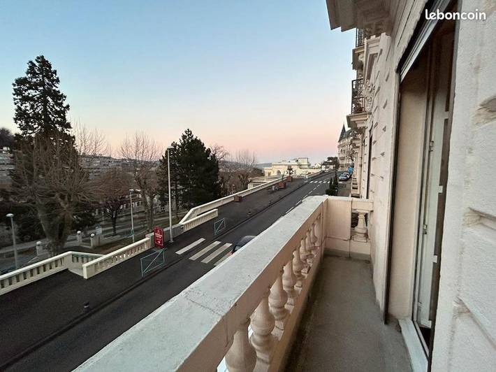 Gîte pour 2 personnes, avec vue et terrasse à Royat - 2