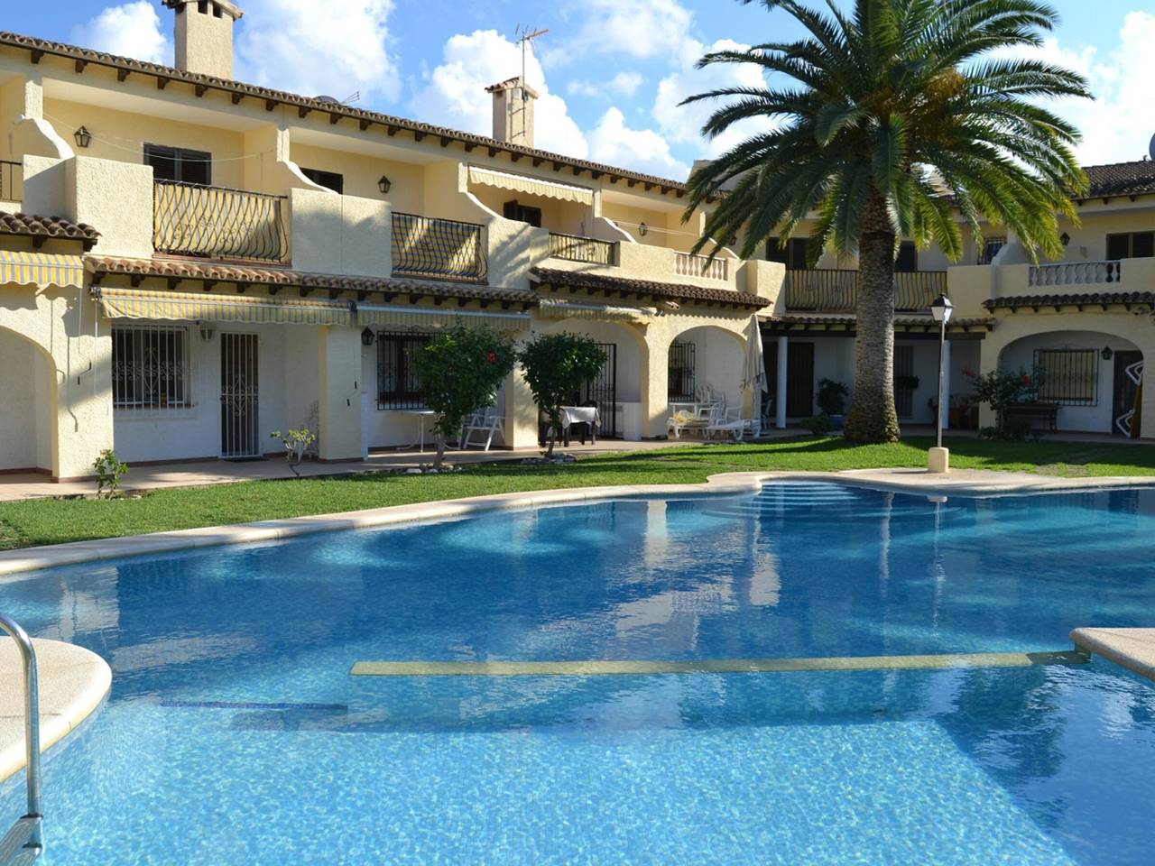Casa con terraza y piscina en Els Poblets in Els Poblets, Costa Blanca