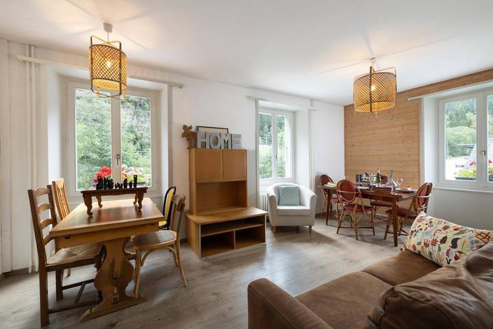 Gîte pour 6 personnes, avec vue, animaux acceptés à Finhaut - 2