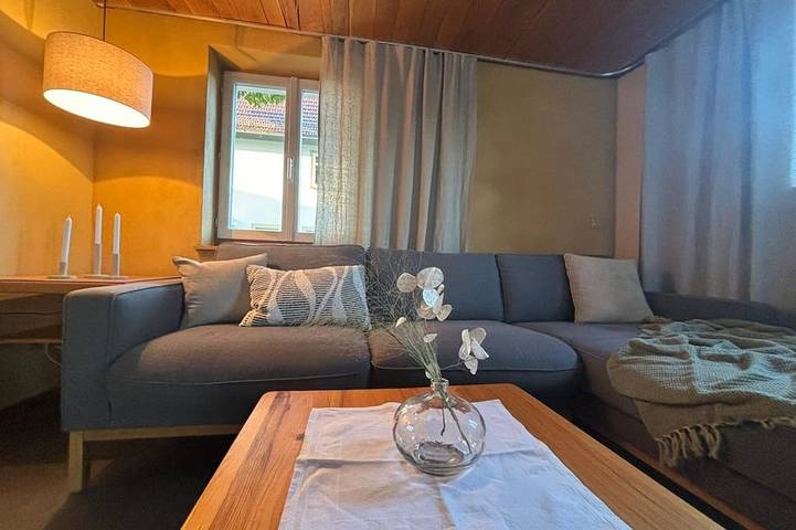 Ferienwohnung für 5 Personen, mit Balkon und Garten