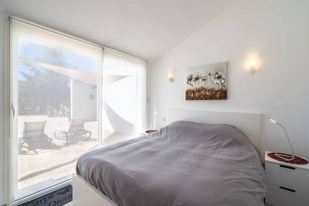 Mooie villa met verwarmd privé zwembad in Roquebrun, Béziers en omgeving