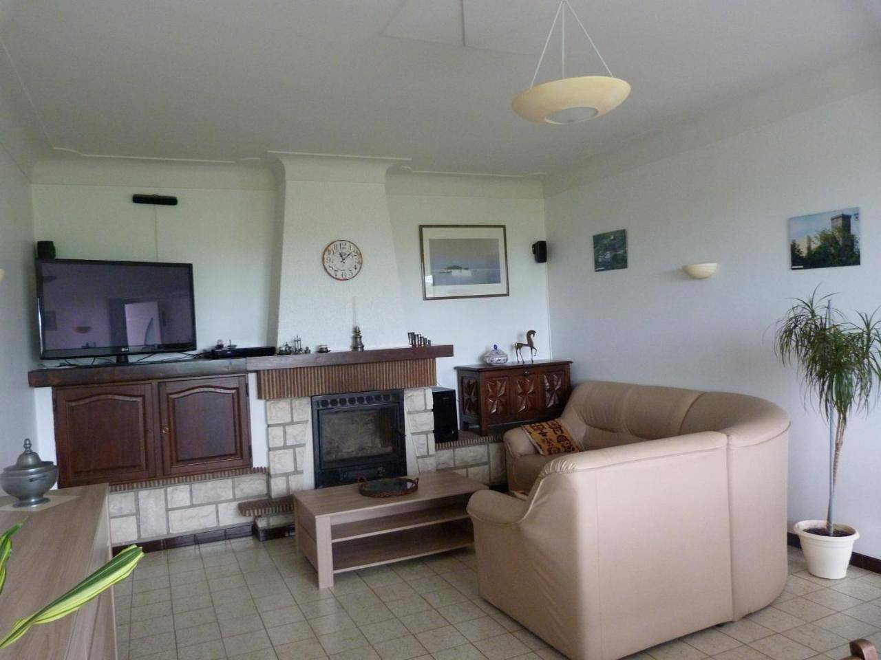 Appartement entier, Apartment in Vic-en-Bigorre, Hautes-Pyrénées
