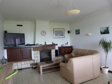 Gîte pour 8 personnes, avec piscine ainsi que jardin et vue à Vic-en-Bigorre