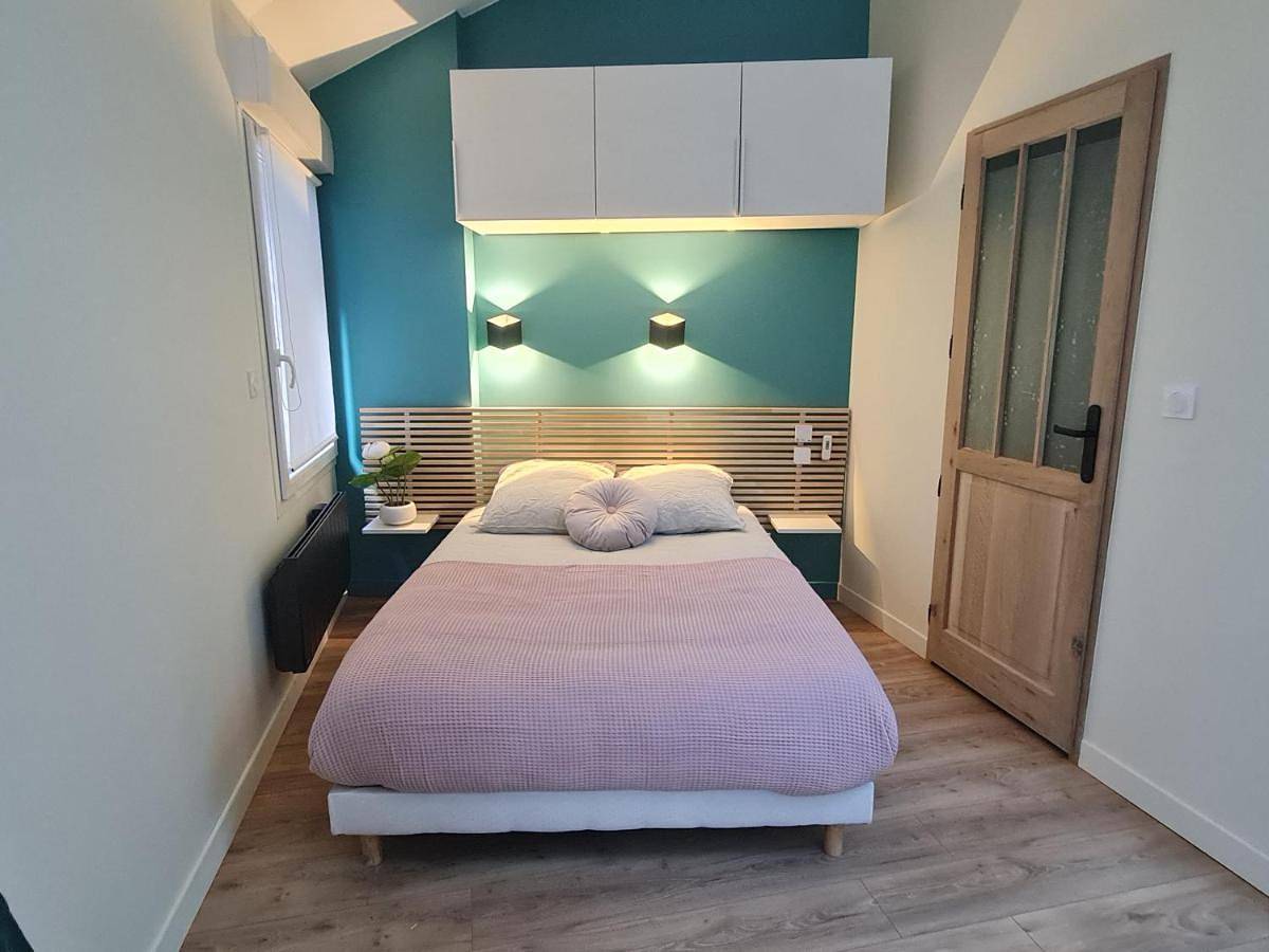 Appartement entier, One-Bedroom Apartment in Roche-la-Molière, Loire