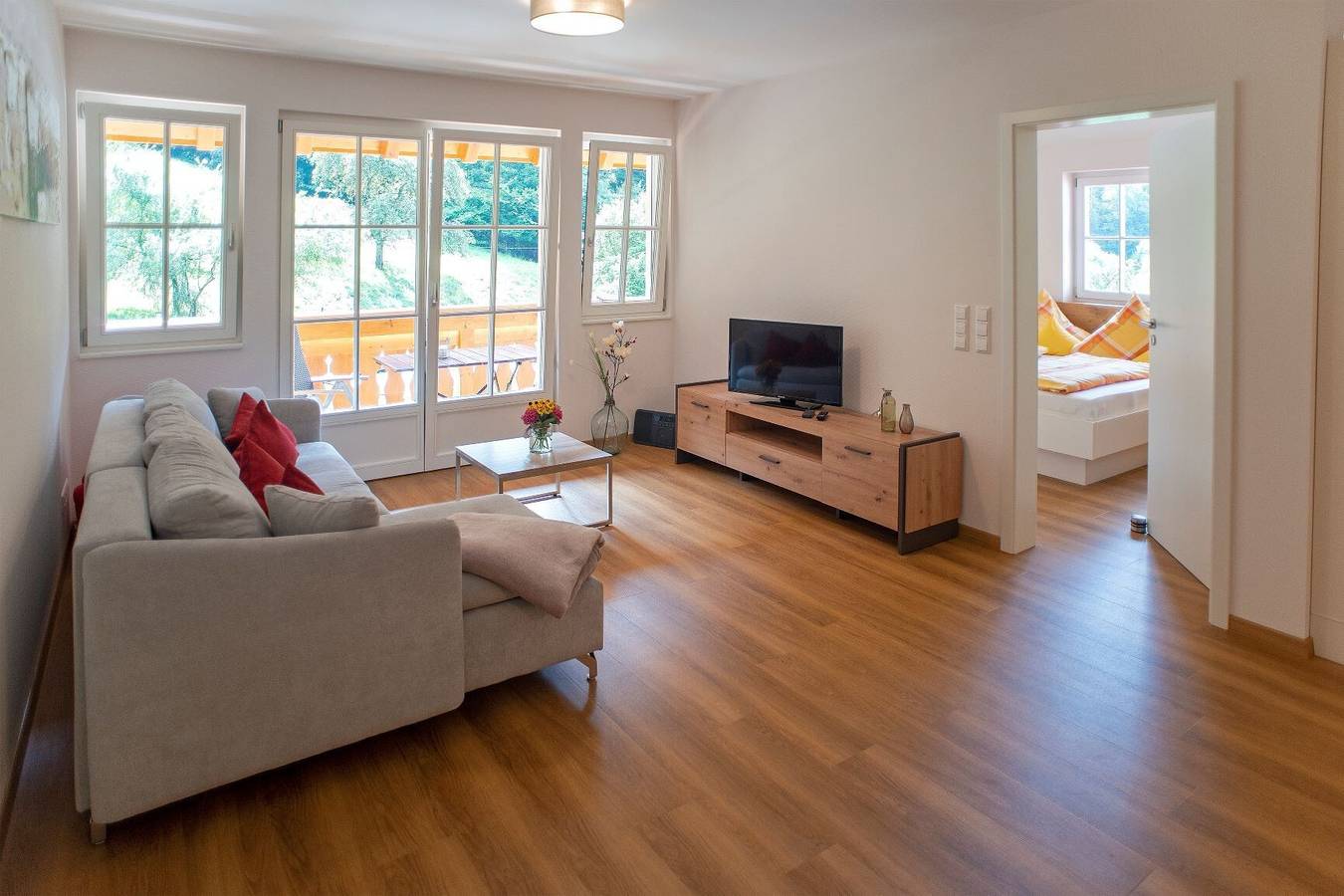 Entire apartment, Apartment 'Ferienwohnung Löwenzahn' with Mountain View, Shared Terrace and Wi-Fi in Gengenbach, Central Black Forest