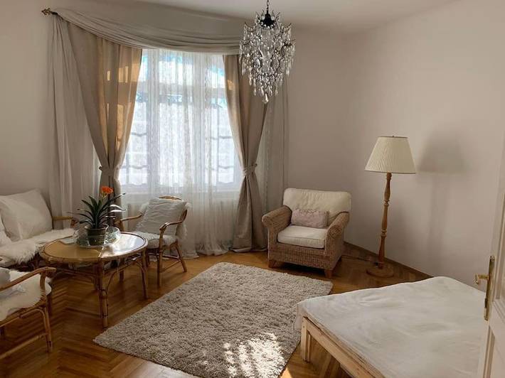 Ferienwohnung für 3 Personen, mit Terrasse und Garten sowie Ausblick