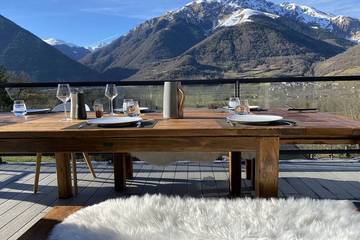 Maison de campagne pour 12 personnes, avec jacuzzi et jardin à Grézian
