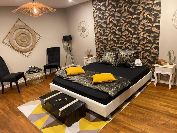 Chambre d’hôte pour 3 personnes, avec vue ainsi que terrasse et jardin