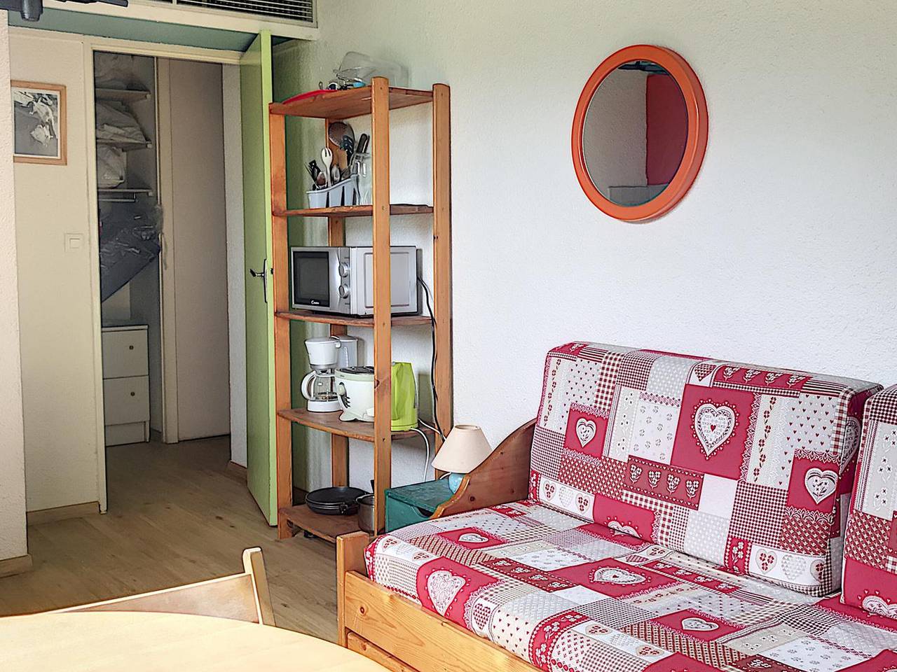 Estudio entero, Studio confortable · Pied des pistes · Vue pistes · Wifi gratuit  in Le Corbier, Villarembert