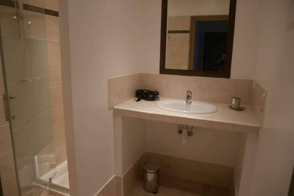 Appartement entier, Montauroux Location De Charme Climatisee Avec Piscine A 30Mn De Cannes in Montauroux, Côte méditerranéenne (France)