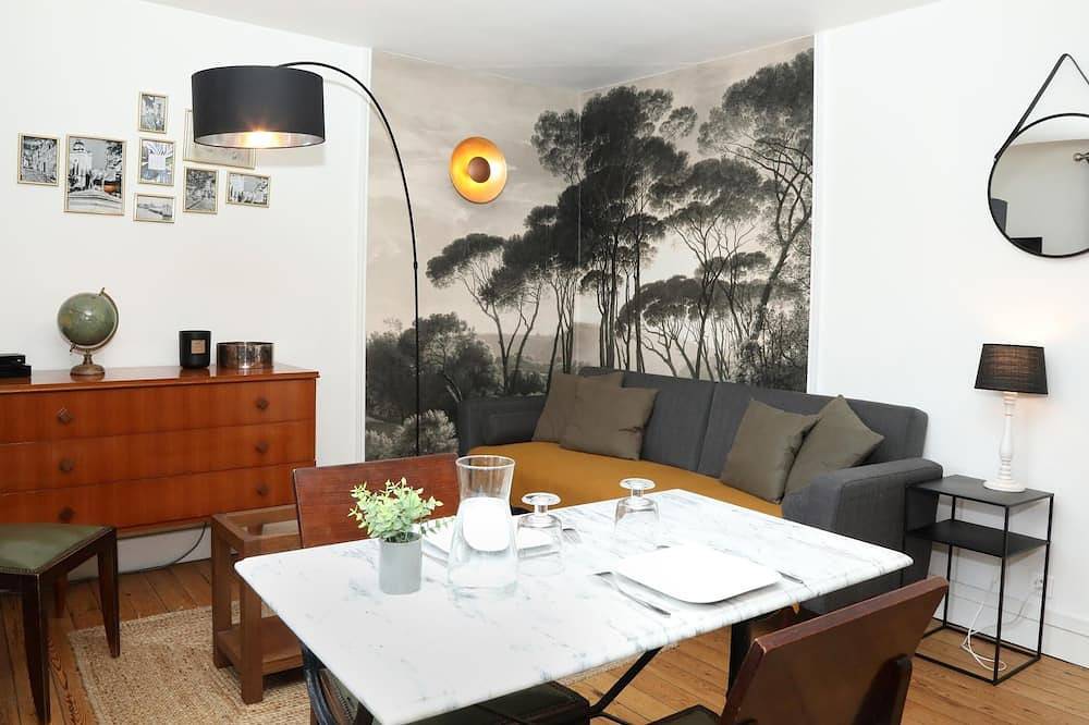 Entire apartment, Lavarande Suite In the Heart of Senlis in Senlis, Oise