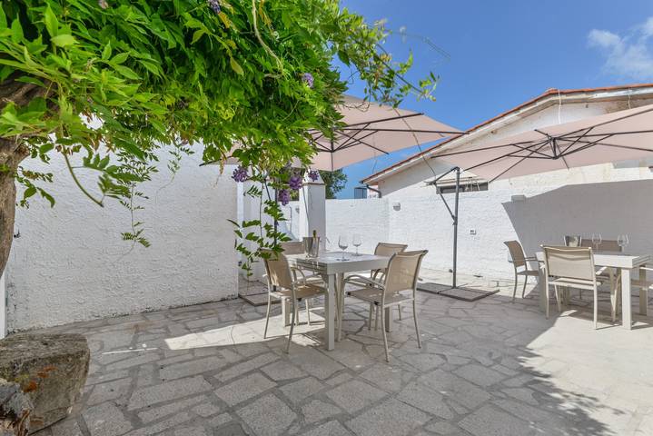 Ferienwohnung für 4 Personen, mit Garten in Lacona