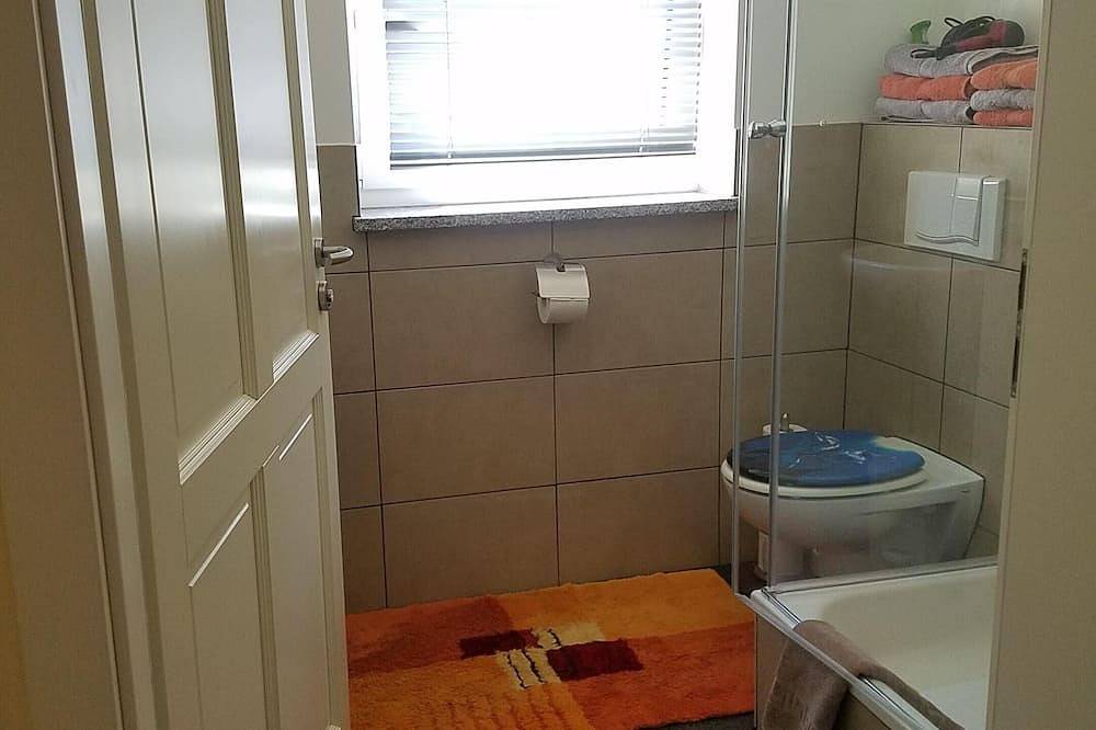 Ganze Wohnung, Leipzig  Hund / Hunde nach Rücksprache; Ruhige Lage; Garten; Seenähe; Belantis in Südwest, Leipzig