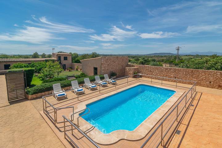Finca Castillo - Spectacular country house with private pool - Free Wifi in Manacor, East Majorca