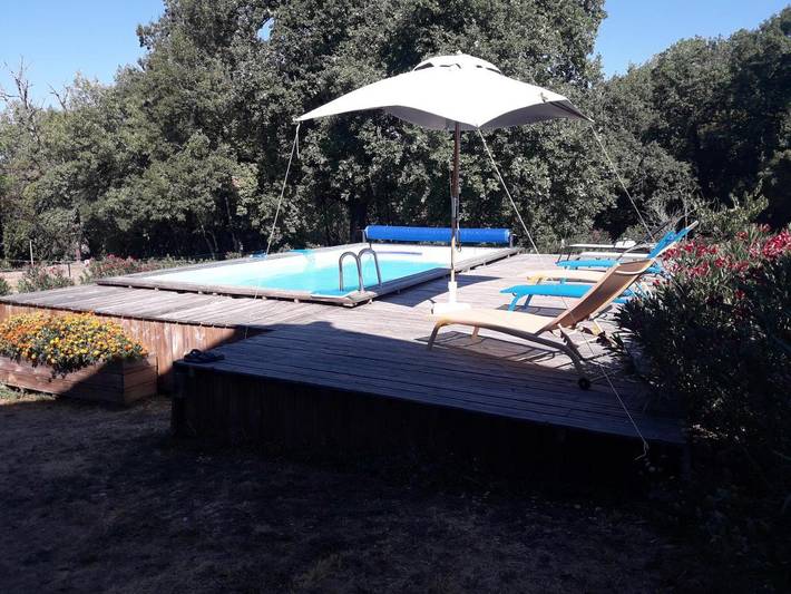 Location de vacances pour 4 personnes, avec piscine et jardin à Flaugnac - 4