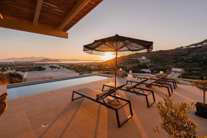 Villa voor 2 personen, with zwembad and uitzicht as well as tuin, met huisdier op Naxos