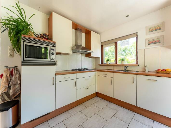 Ferienhaus für 6 Personen, mit Garten und Terrasse sowie Pool, kinderfreundlich in Zeeland - 4