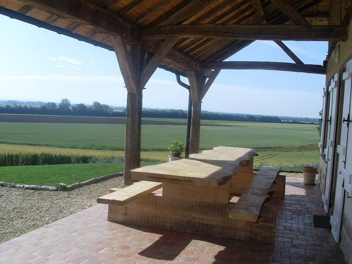 Gîte pour 10 personnes, avec jardin ainsi que vue et terrasse en Bourgogne-Franche-Comté - 4