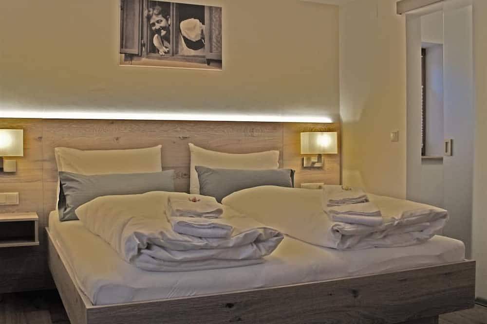 Standard-Suite mit Balkon - Mammhofer Suite & Breakfast in Oberammergau, Bayerische Alpen
