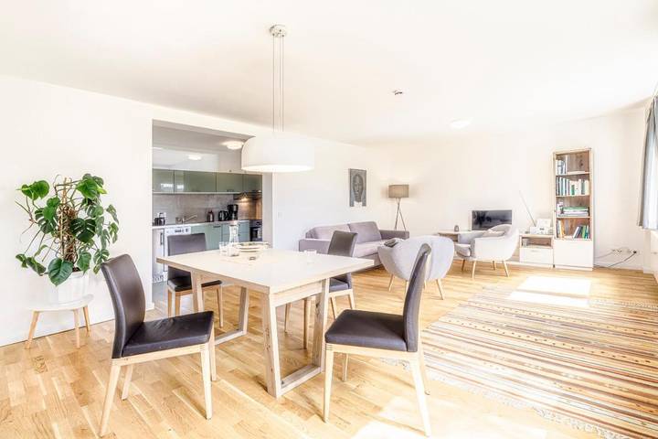 Ferienwohnung für 4 Personen, mit Terrasse und Garten sowie Ausblick in Müncheberg