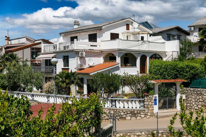 Apartament wakacyjny dla 3 osób, z taras, zwierzęta dozwolone w Malinska