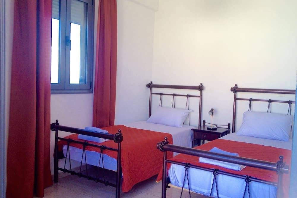 Villa am Meer, 2 Schlafzimmer, Lesbos Griechenland in Skala Neon Kydonion, North Aegean Islands