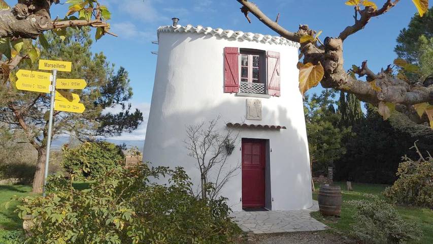 Hôtel pour 3 personnes, avec jardin et vue, animaux acceptés à Marseillette - 2
