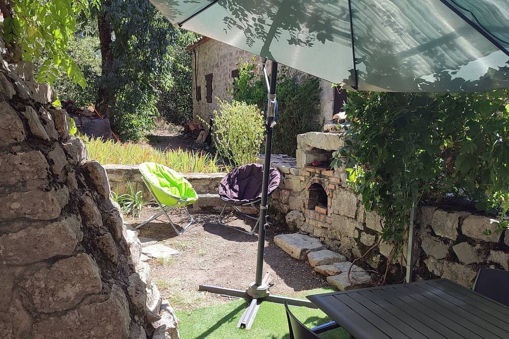 Entre Ardèche et Gard, un Gîte Tout Confort Pour un Séjour Nature et Détente in Beaulieu (Largentière), Ardèche