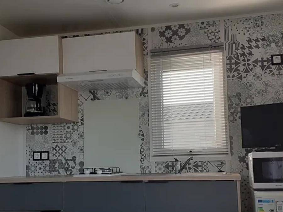 Camping Bellevue - Mobilhome 2 personnes - Corsaire 20m² in Hillion, Côte de Goëlo