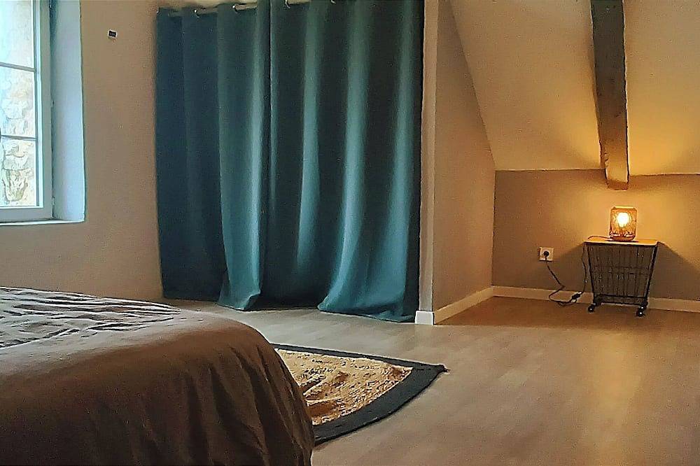 Zen house with fully fenced pool 3 minutes from Argenton-sur-Creuse in Le Pêchereau, Châteauroux und Umgebung