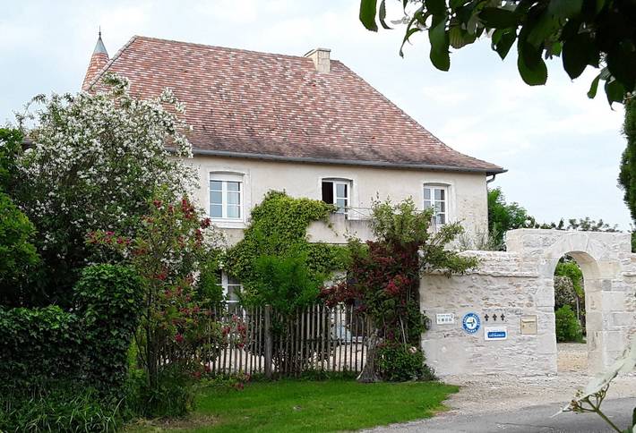 Maison de pêcheur pour 24 personnes, avec jardin ainsi que piscine et terrasse