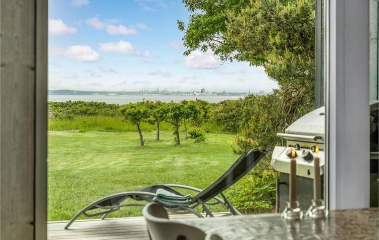Ferienhaus für 6 Personen mit Terrasse in Skødshoved, Knebel