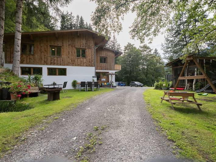 Ferienhaus für 30 Personen, mit Balkon und Garten in Schruns-Tschagguns