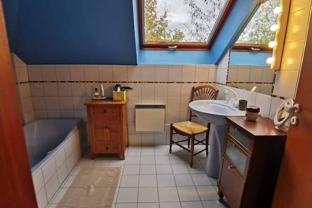 Entire apartment, Studio Spacieux, Route des Vins in Rosheim, Bas-Rhin Alsace
