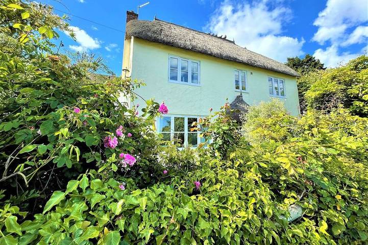 Vacation rental for 10 people, with Yard in Devon