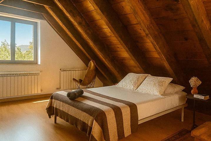 Location de vacances pour 4 personnes, avec vue à Castejón de Sos - 2