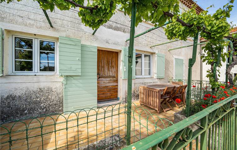 Location de vacances pour 6 personnes, avec terrasse à Mouriès - 2