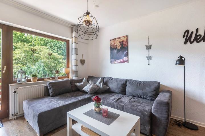 Geheel appartement, Appartement 'Talblick' met Uitzicht op de Bergen, Privéterras en Wi-Fi in Medebach, Hochsauerlandkreis